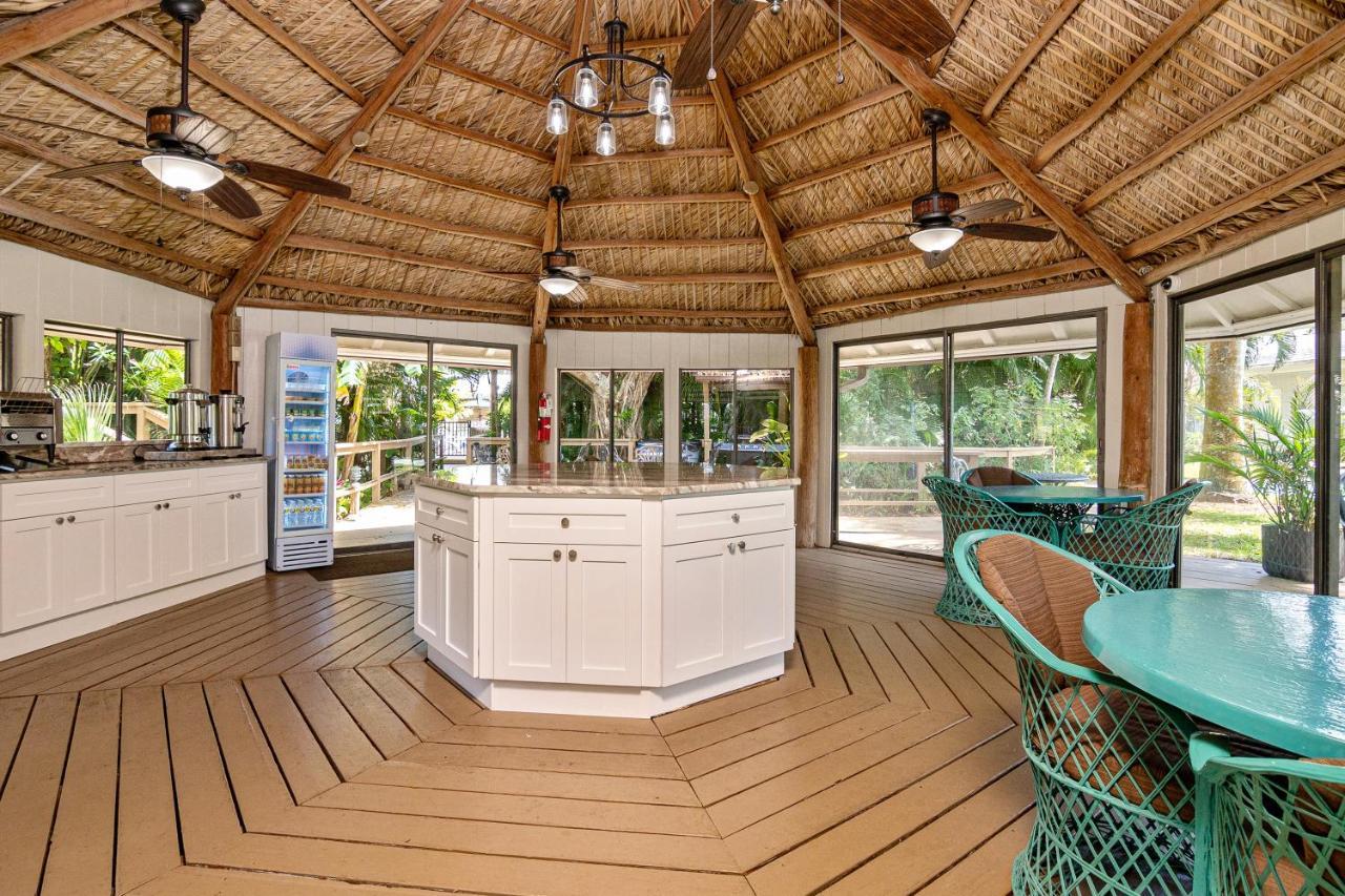 The Fairways Inn Of North Naples Esterno foto