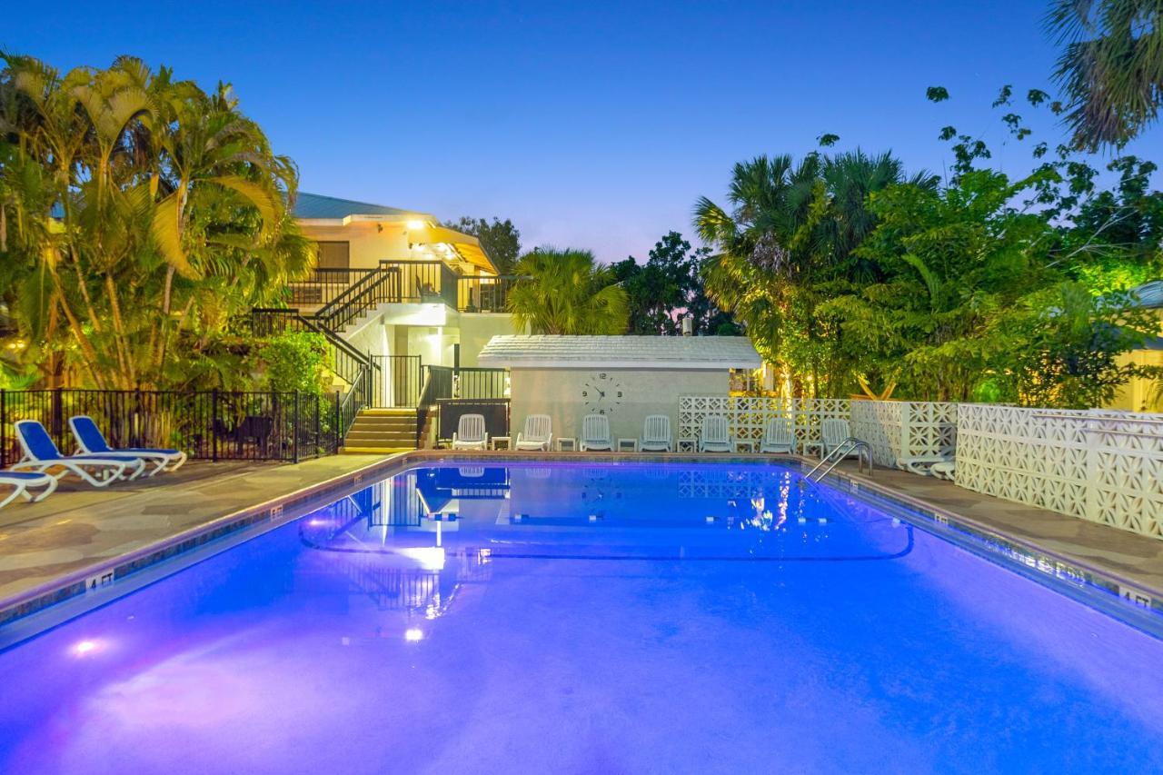 The Fairways Inn Of North Naples Esterno foto