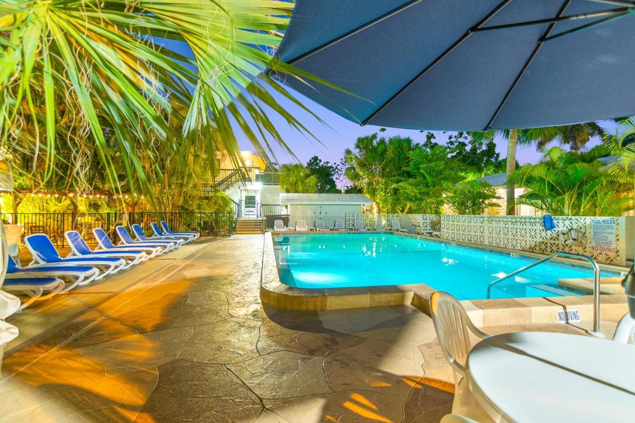 The Fairways Inn Of North Naples Esterno foto