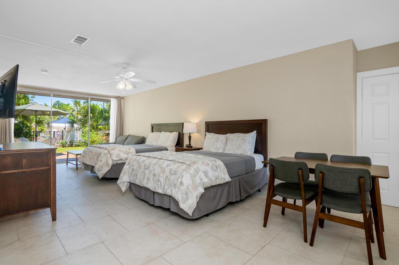 The Fairways Inn Of North Naples Esterno foto