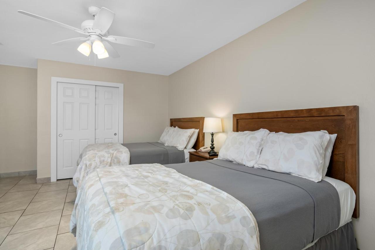 The Fairways Inn Of North Naples Esterno foto