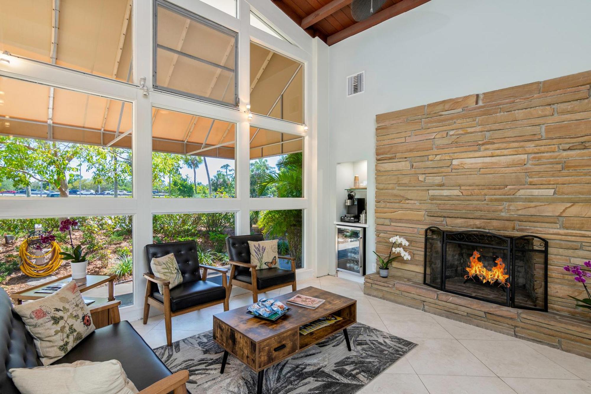 The Fairways Inn Of North Naples Esterno foto
