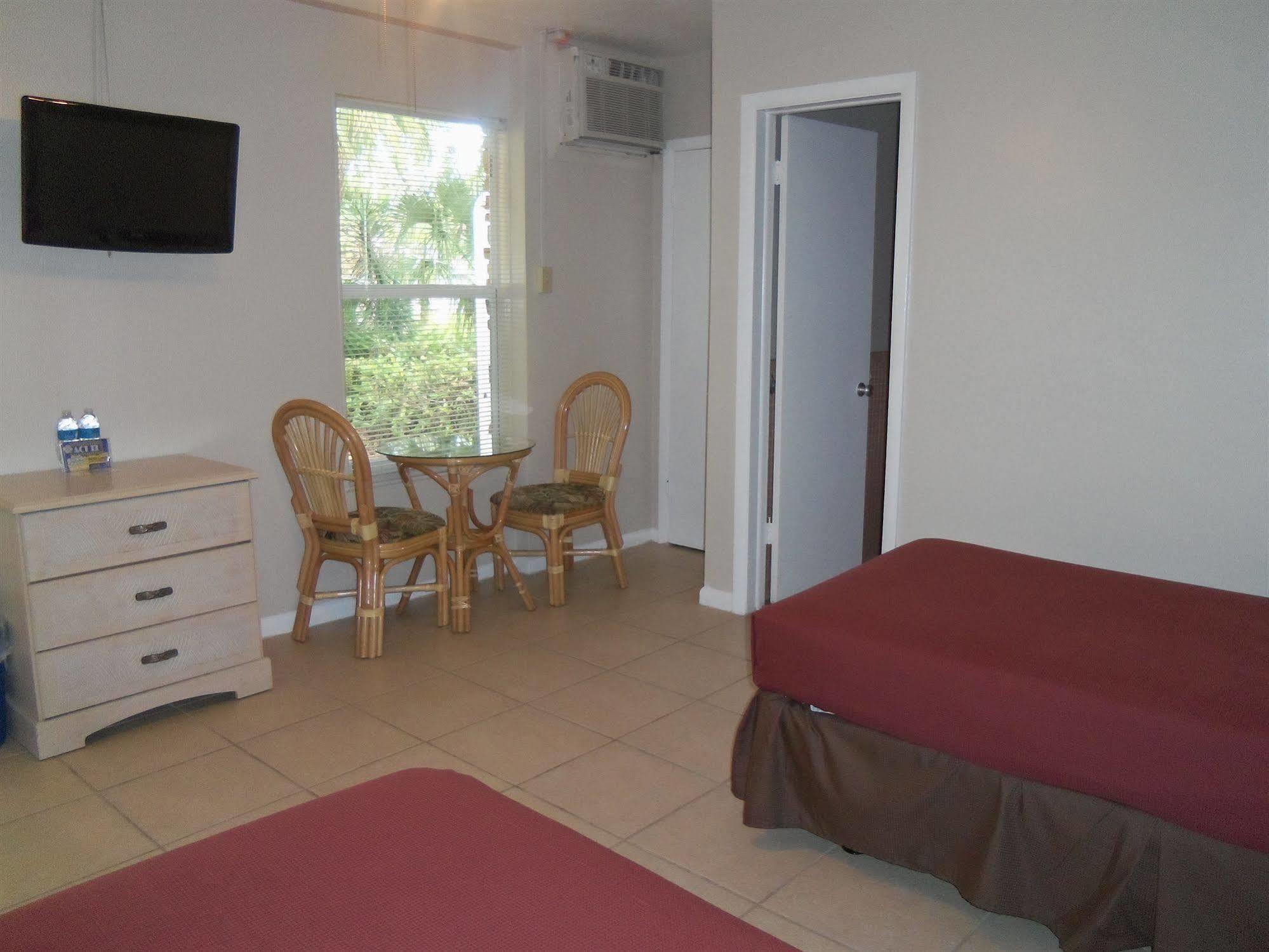 The Fairways Inn Of North Naples Esterno foto