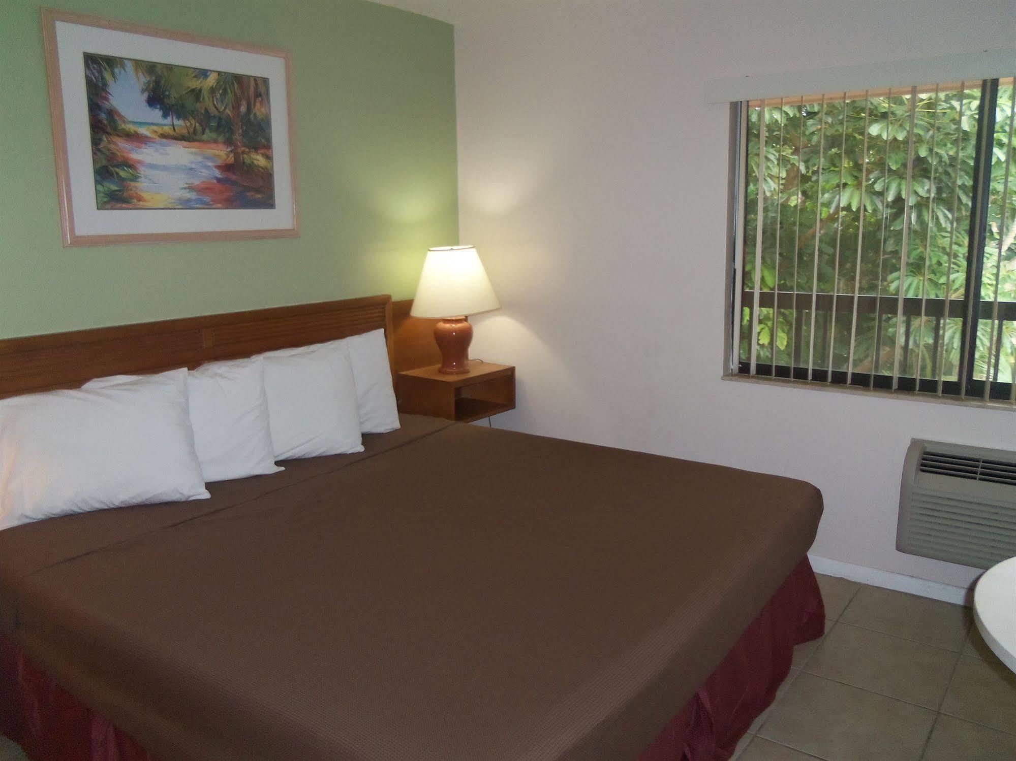 The Fairways Inn Of North Naples Esterno foto